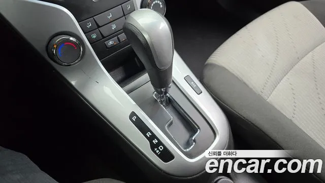 ChevroletGMDaewoo Cruze 2013 thumb 9
