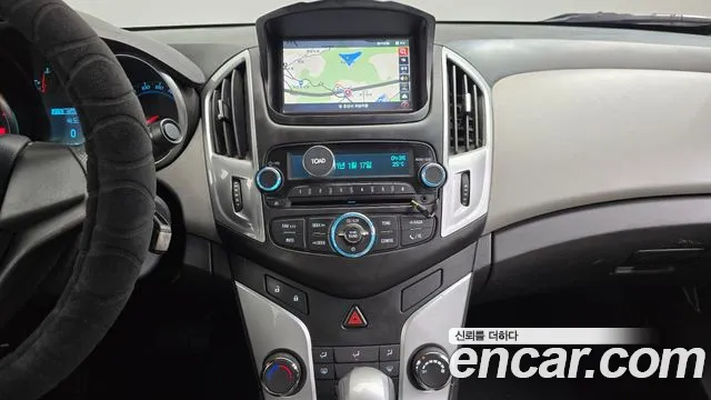 ChevroletGMDaewoo Cruze 2013 thumb 12
