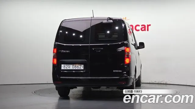 Hyundai Starex 2019 thumb 4