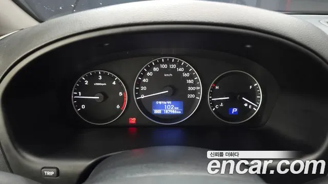 Hyundai Starex 2019 thumb 8