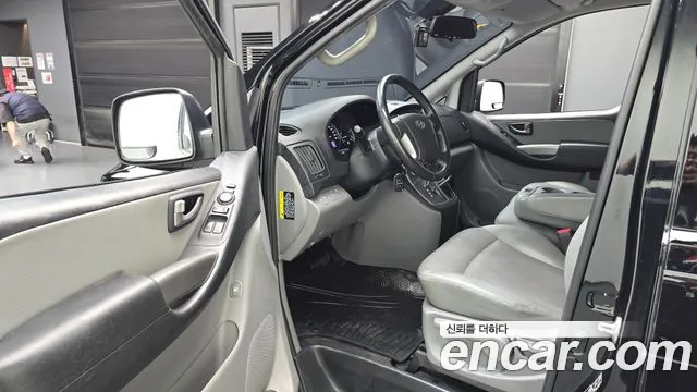 Hyundai Starex 2019 thumb 10