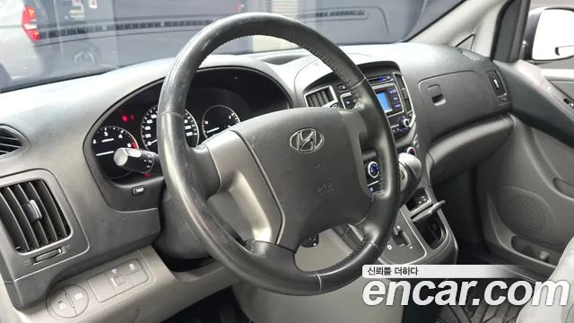 Hyundai Starex 2019 thumb 12
