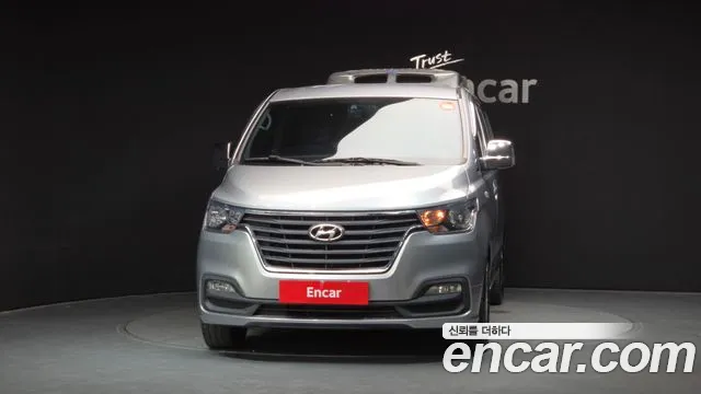Hyundai Starex 2019 thumb 3