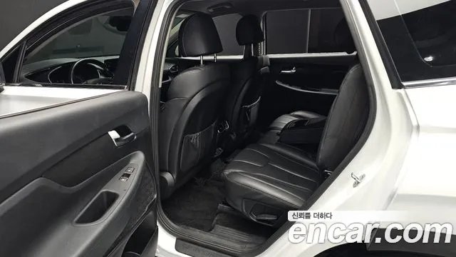 Hyundai Santa Fe 2020 thumb 11