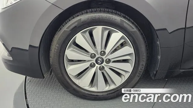 Hyundai Grandeur 2014 thumb 5