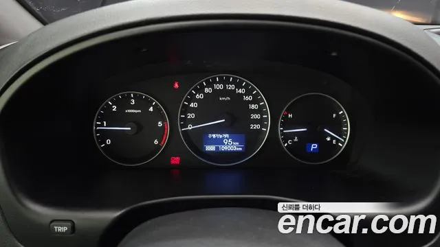 Hyundai Starex 2018 thumb 8