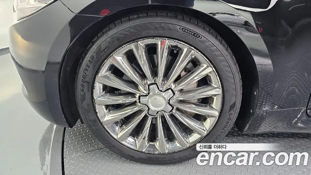 Kia K9 2015 thumb 5