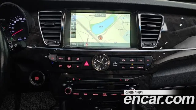 Kia K9 2015 thumb 12