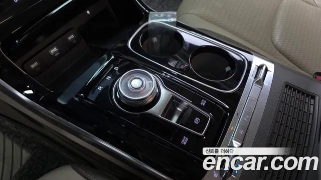 Kia Carnival 2022 thumb 8
