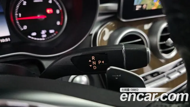 Mercedes-Benz C-Класс 2015 thumb 9