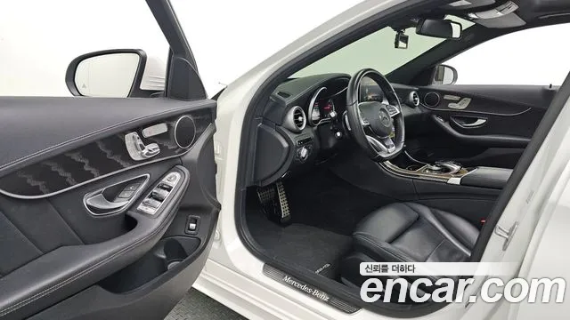 Mercedes-Benz C-Класс 2015 thumb 10