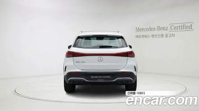 Mercedes-Benz EQA 2025 thumb 4
