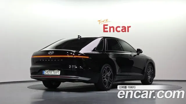 Hyundai Grandeur 2023 thumb 2