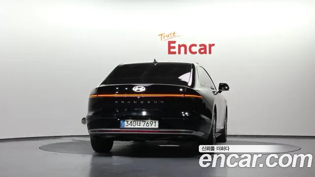 Hyundai Grandeur 2023 thumb 4