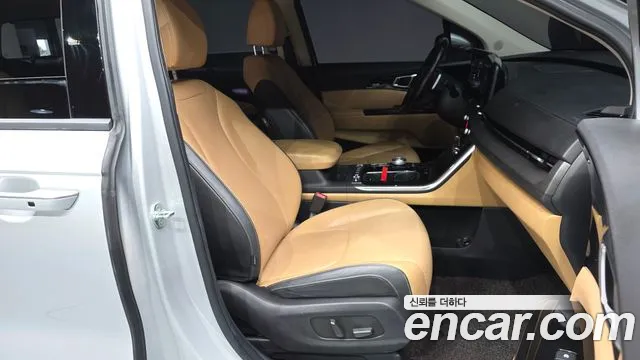 Kia Carnival 2022 thumb 11