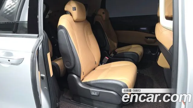 Kia Carnival 2022 thumb 12