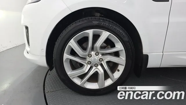 Land Rover Range Rover Sport 2019 thumb 5