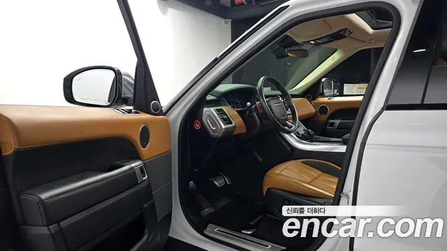 Land Rover Range Rover Sport 2019 thumb 10