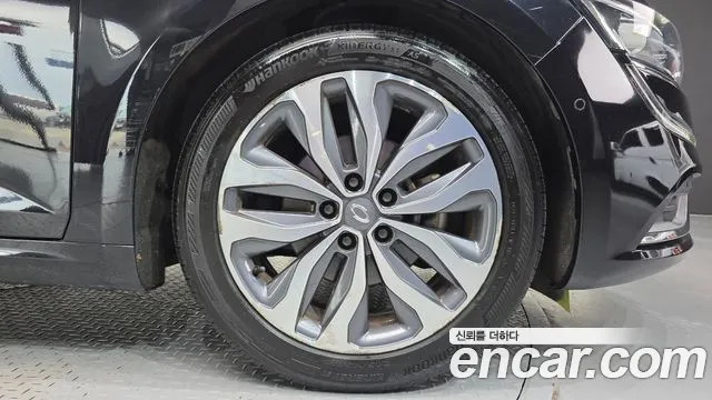 Renault-KoreaSamsung Megane 2016 thumb 5