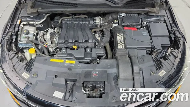 Renault-KoreaSamsung Megane 2016 thumb 6