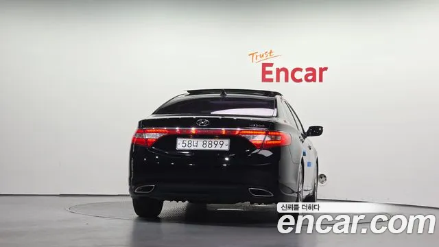 Hyundai Grandeur 2011 thumb 4