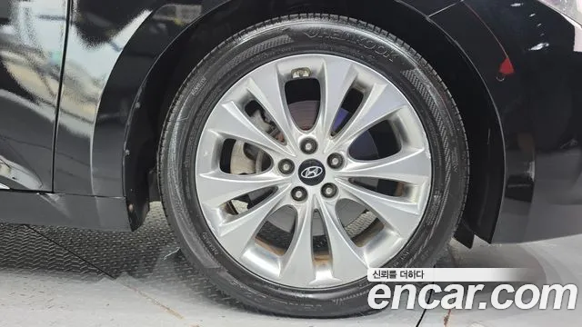 Hyundai Grandeur 2011 thumb 5