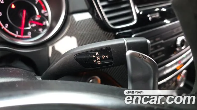 Mercedes-Benz GLE 2019 thumb 8