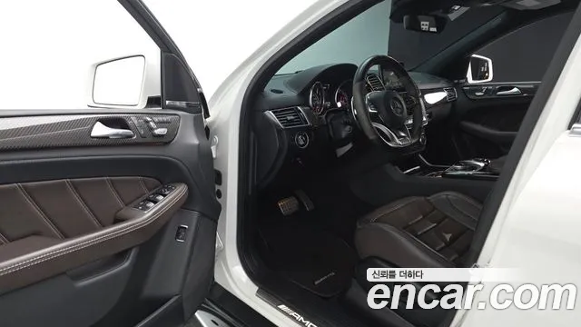 Mercedes-Benz GLE 2019 thumb 9