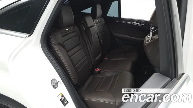 Mercedes-Benz GLE 2019 thumb 10