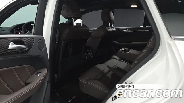 Mercedes-Benz GLE 2019 thumb 11