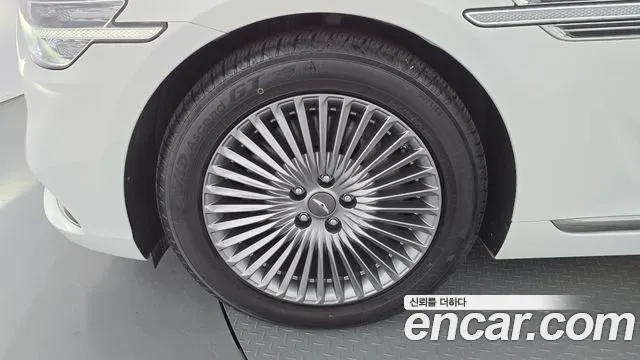 Genesis G90 2020 thumb 4