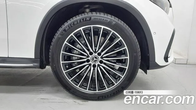 Mercedes-Benz GLC 2026 thumb 5