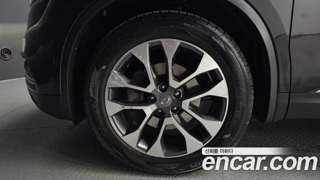 Renault-KoreaSamsung Koleos 2018 thumb 4