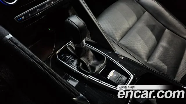 Renault-KoreaSamsung Koleos 2018 thumb 8