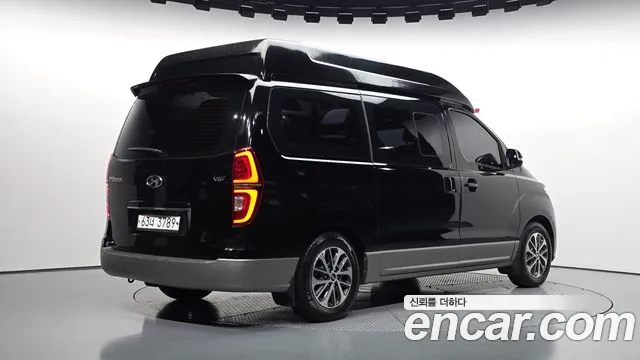 Hyundai Starex 2019 thumb 2