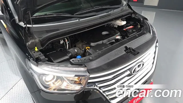 Hyundai Starex 2019 thumb 6