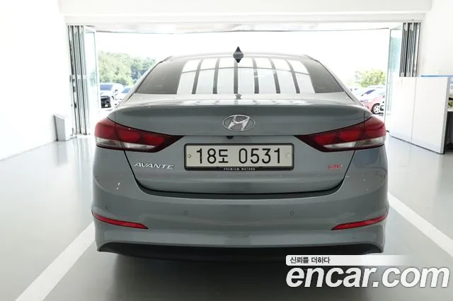 Hyundai Avante 2016 thumb 4