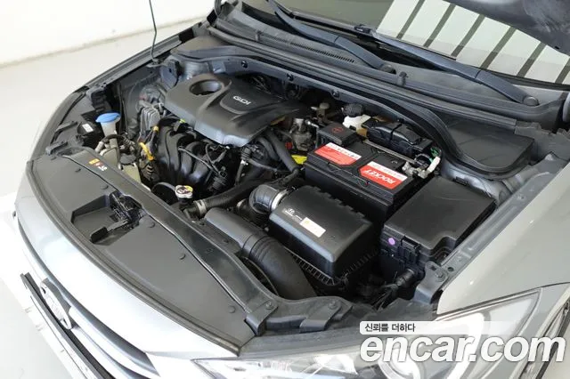 Hyundai Avante 2016 thumb 6