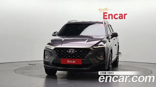 Hyundai Santa Fe 2018 thumb 3