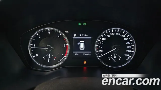 Hyundai Santa Fe 2018 thumb 8