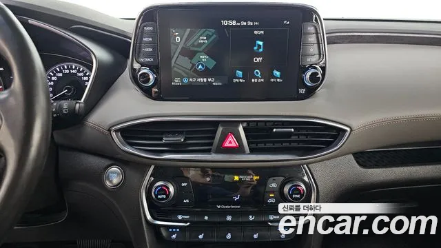 Hyundai Santa Fe 2018 thumb 12