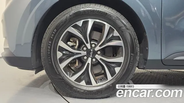 Kia Carnival 2022 thumb 5