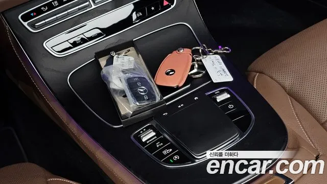 Mercedes-Benz E-Класс 2023 thumb 8