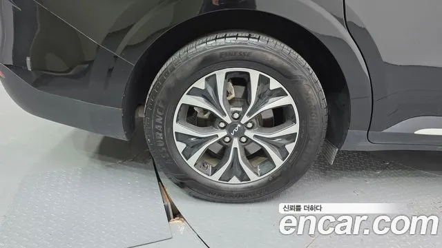 Kia Carnival 2022 thumb 5