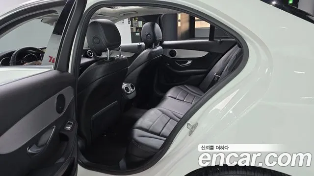 Mercedes-Benz C-Класс 2018 thumb 11