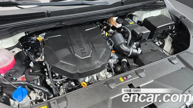 Kia Carnival 2023 thumb 6