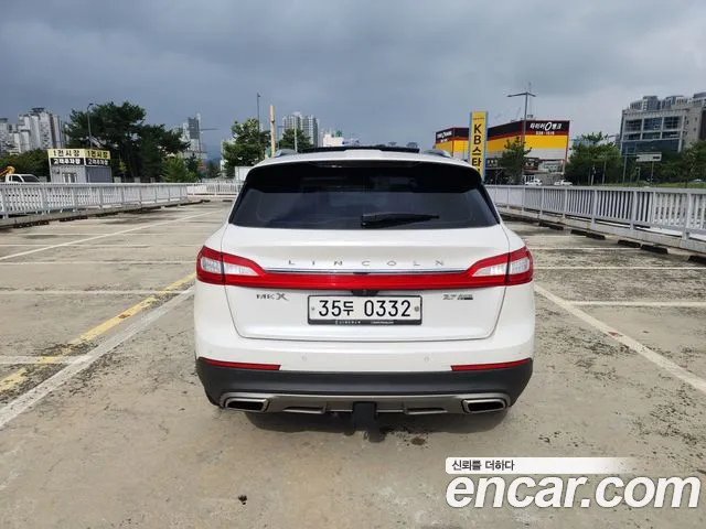 Lincoln MKX 2016 thumb 3