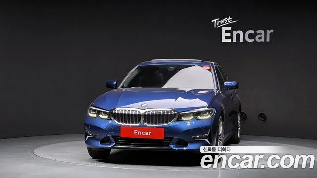 BMW 3-Series 2020 thumb 3