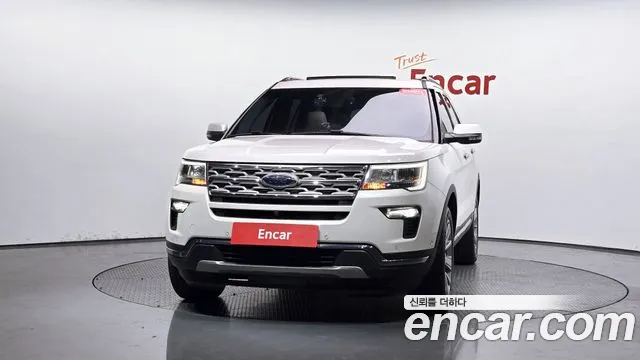 Ford Explorer 2019 thumb 2