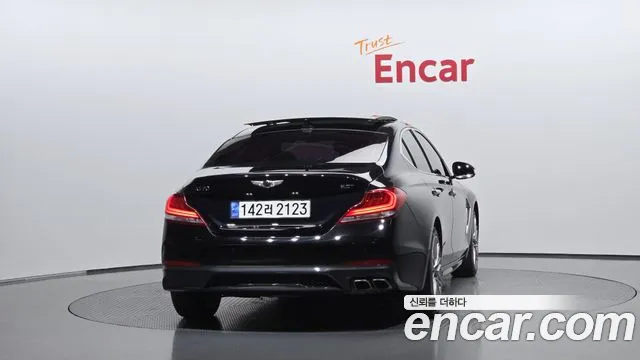 Genesis G70 2019 thumb 3
